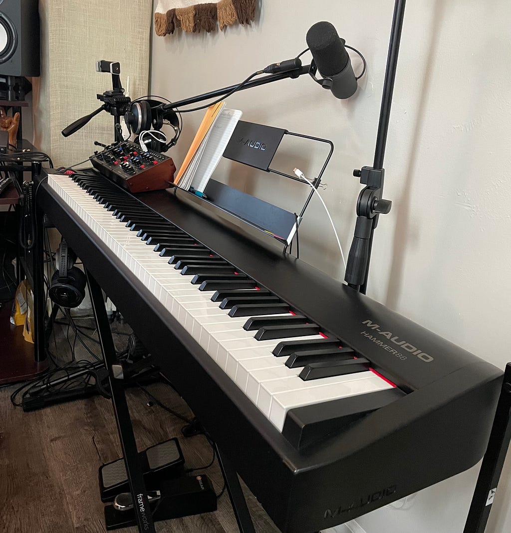 A midi piano keyboard