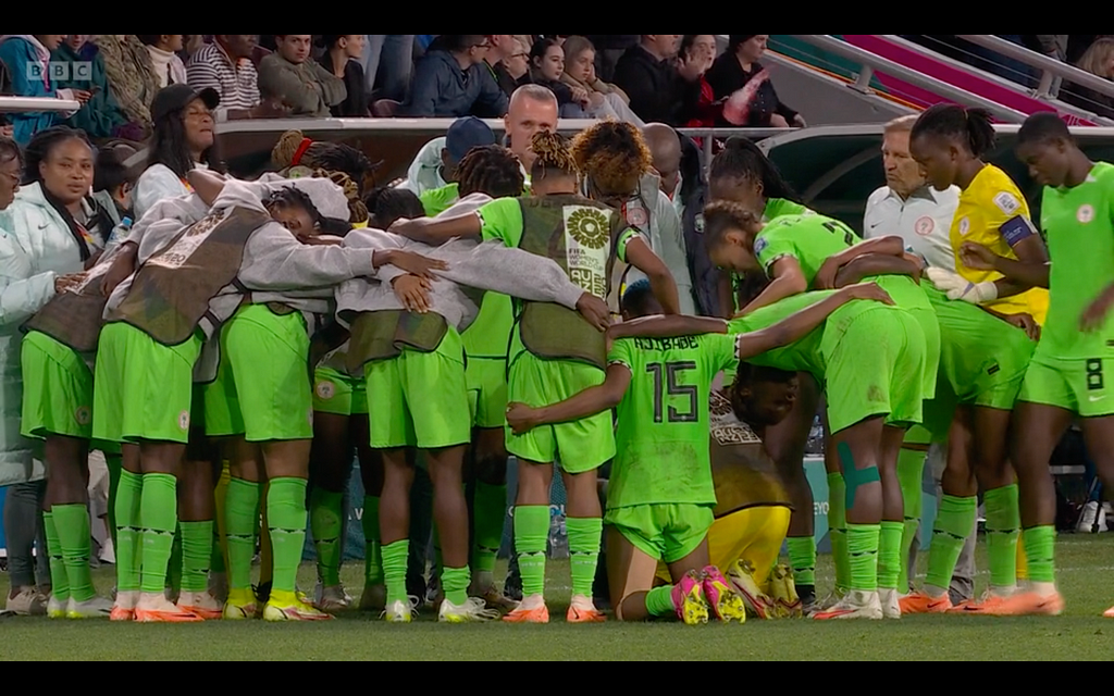 photo of Nigeria team in huddle