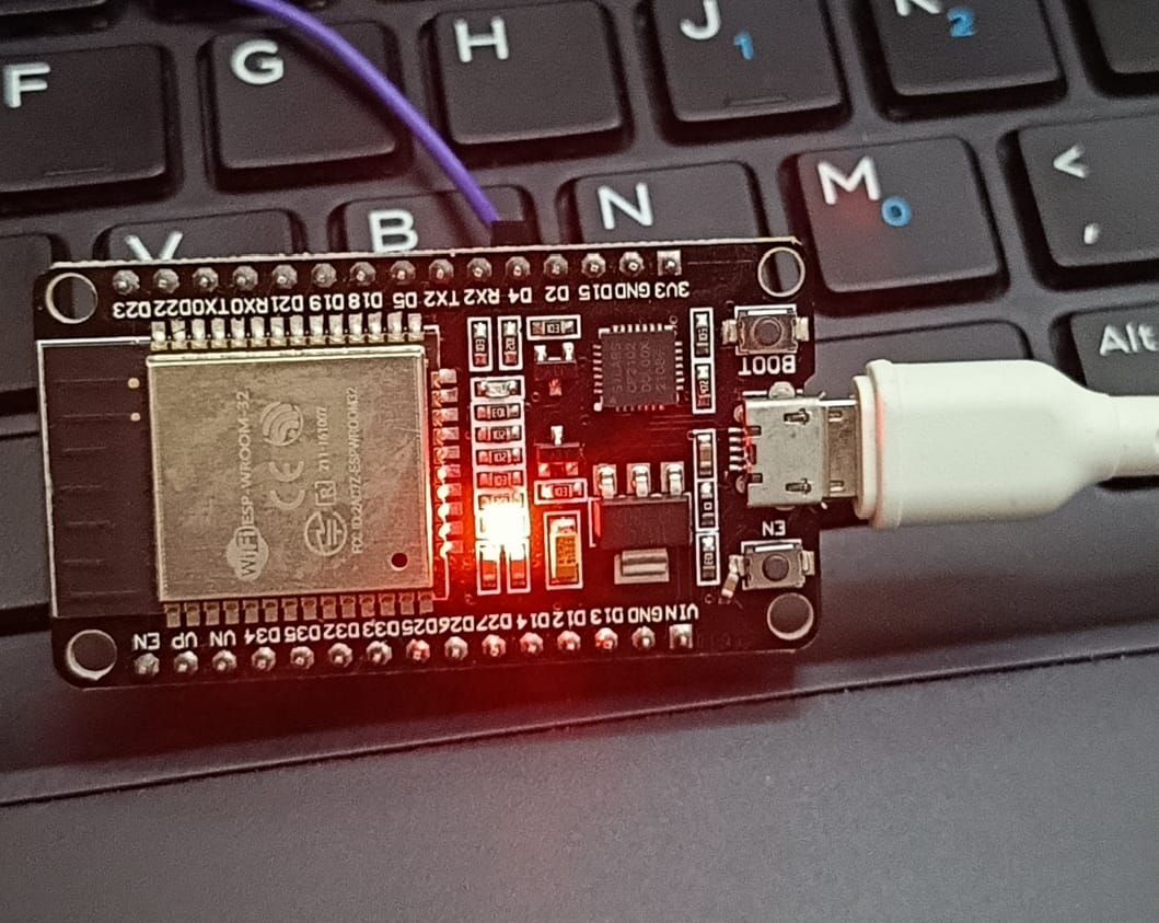 IoT — Project 2: Internal & Eksternal Sensors
