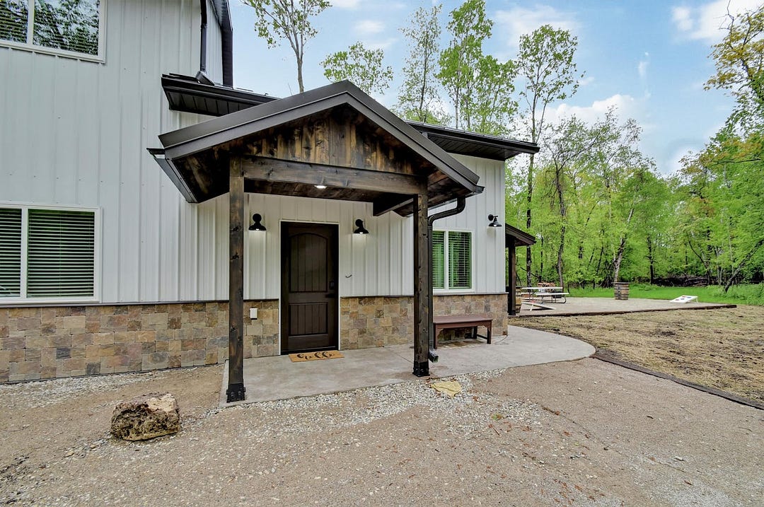 Exterior of Lodge Door County Designed By Mike Jeanquart