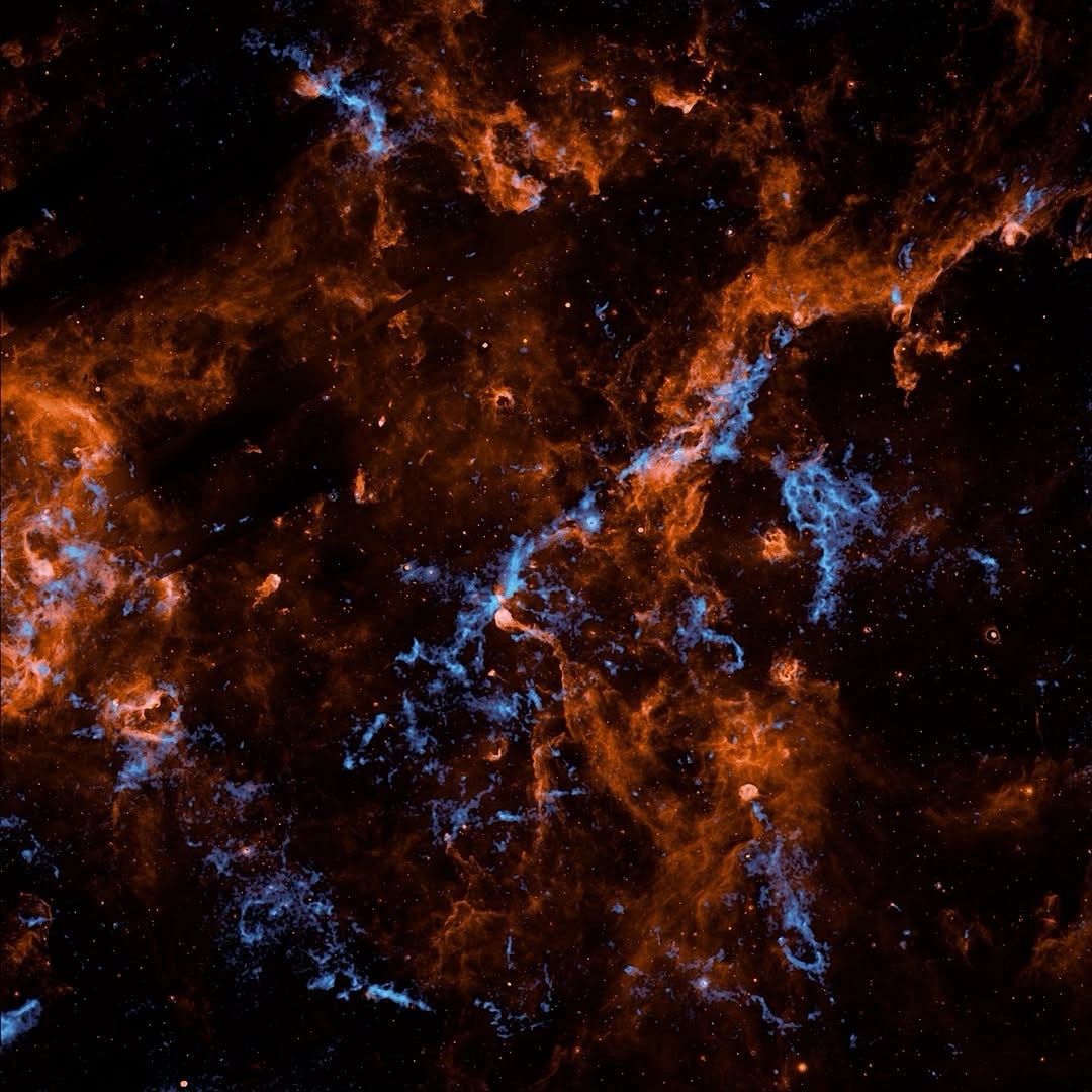 Mapping cosmic ice in one of the Milky Way’s most active regions.