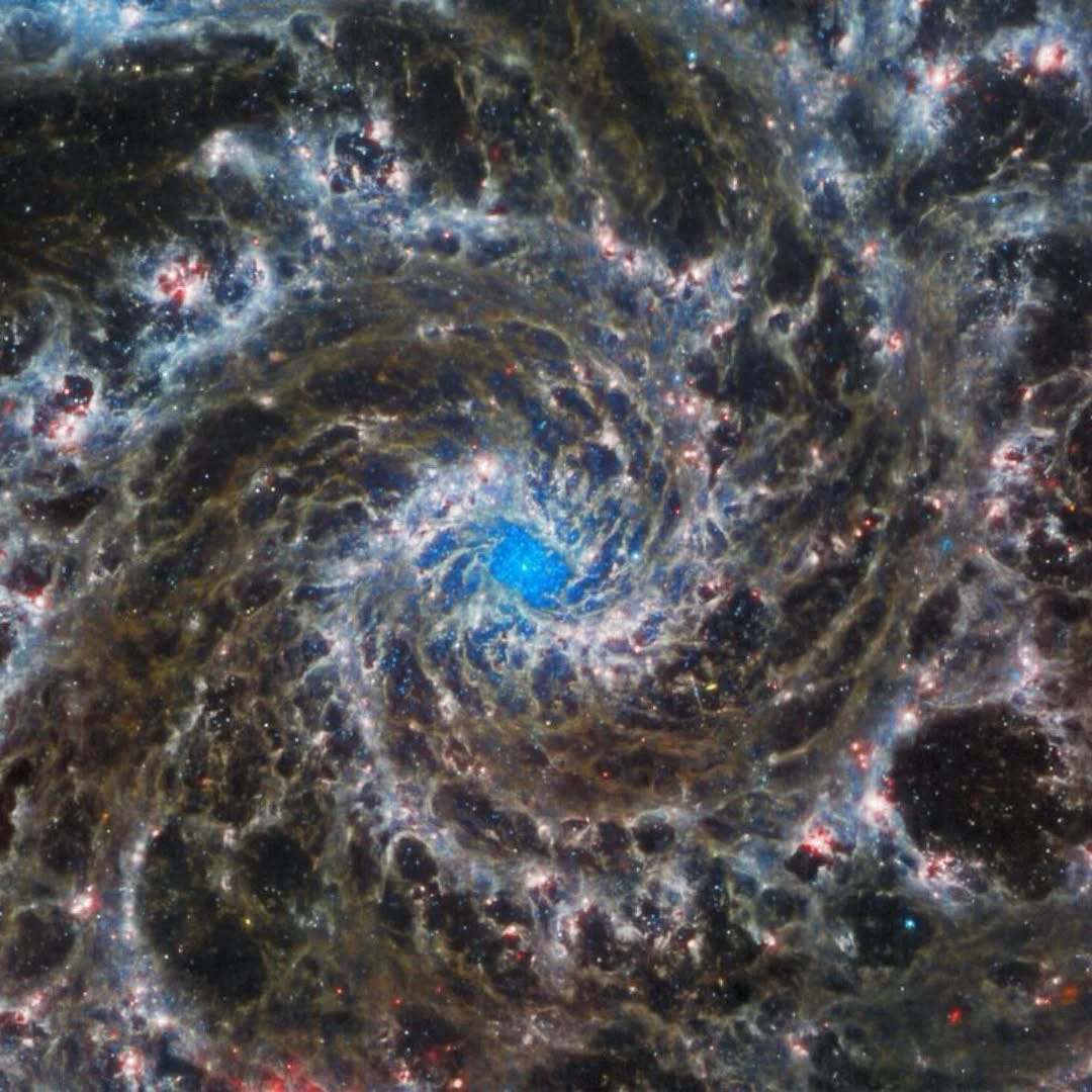 The Phantom Galaxy comes into focus.