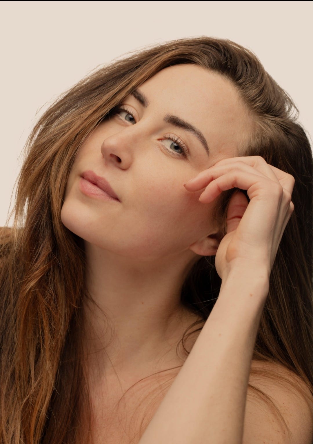 The Psychology Behind Why We Find Beautiful Women Attractive