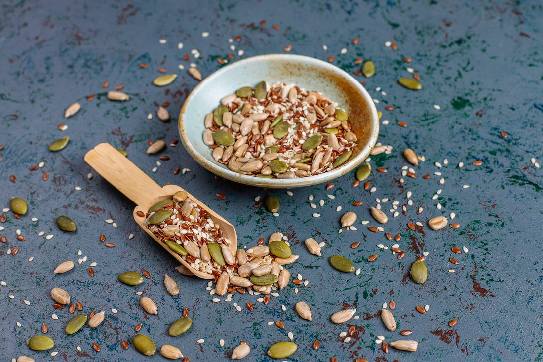 <a href=”https://www.freepik.com/free-photo/various-seeds-sesame-flax-seed-sunflower-seeds-pumpkin-seeds-salads_9108003.htm
