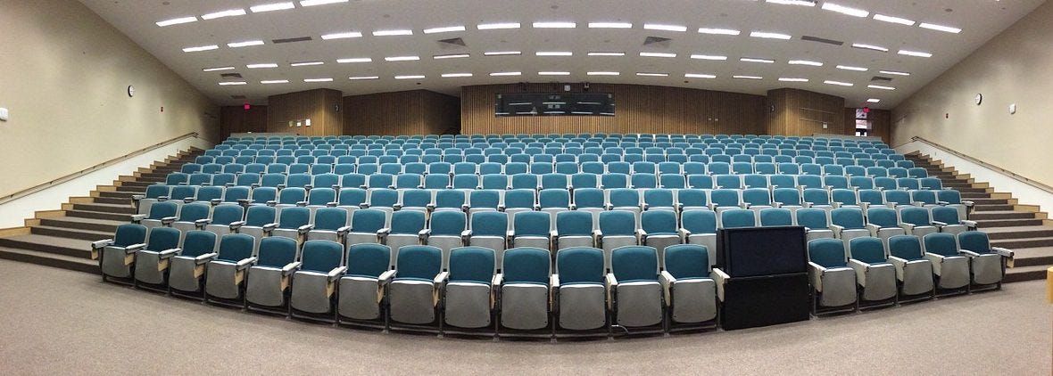 auditorium-572776_1280