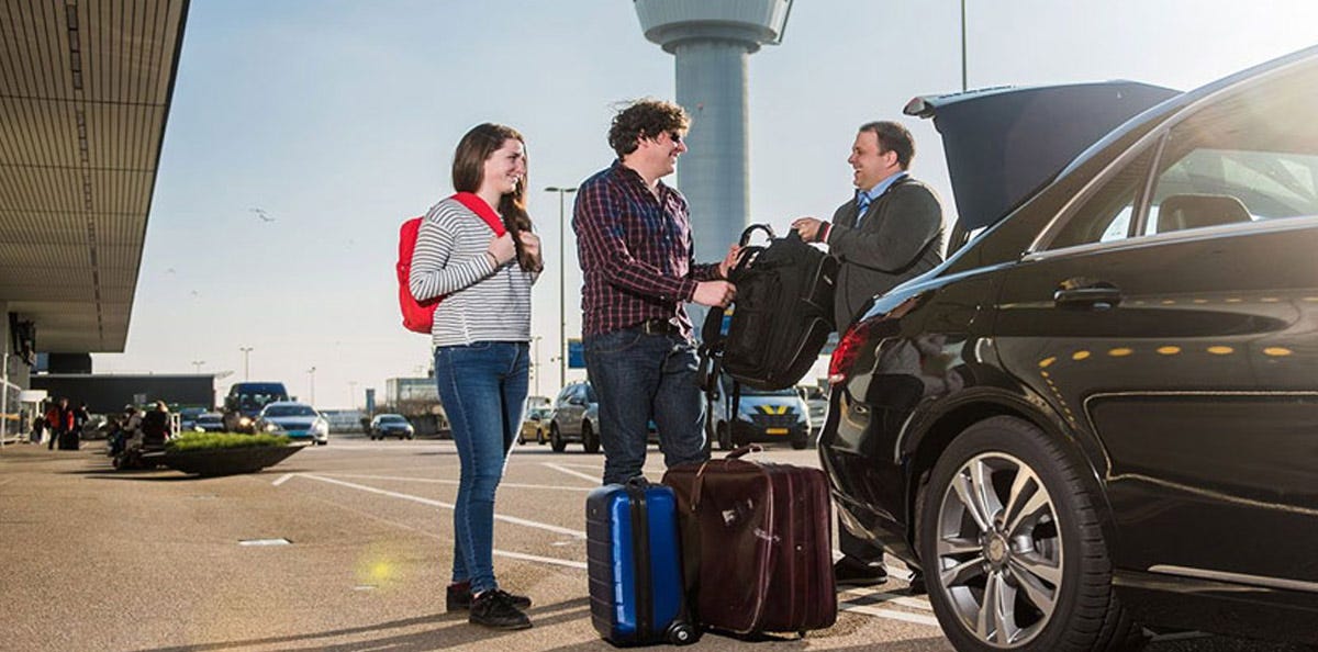 Black Car Airport Transfer Philadelphia: What Travelers Should Know Be