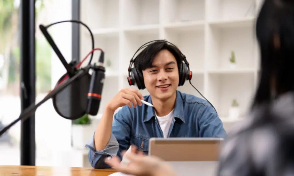 Explore Our List of Best Podcasts For Entrepreneurs in 2024