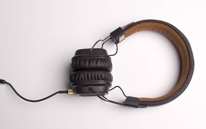 Tale Of A Headphone — Dynamic vs. Planar, vs. Electrostatic