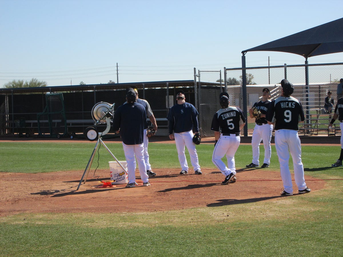 Mariners Spring Training Update — Day 17 From the Corner of Edgar & Dave