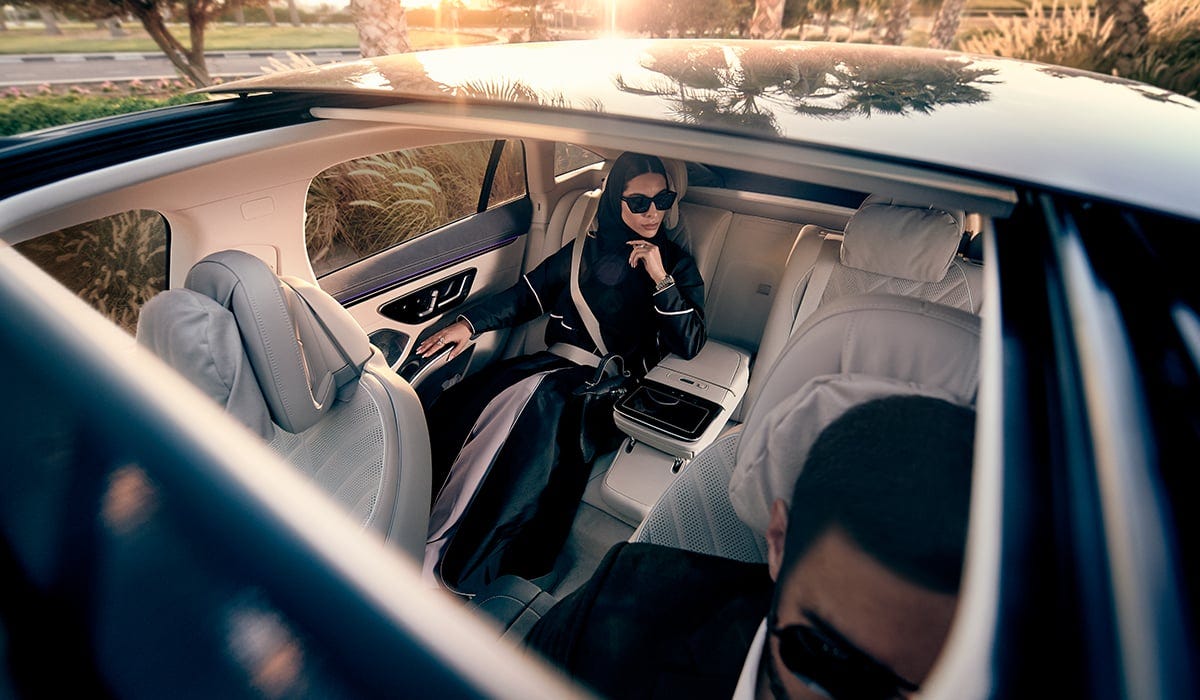 Luxury Airport Transfers at Competitive Prices: Discover Heathrow Tran