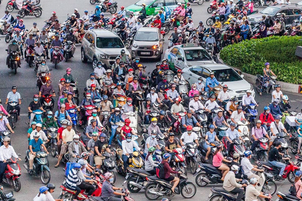 travelling vietnam on a motorbike
