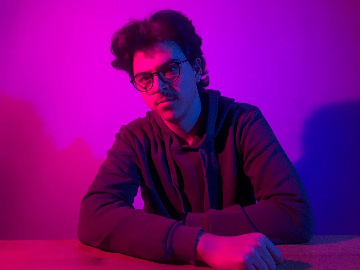 Kenan Kartal - Medium