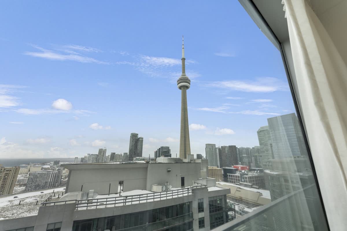 The Pearson Airport Fare Most Toronto Guides Leave Out