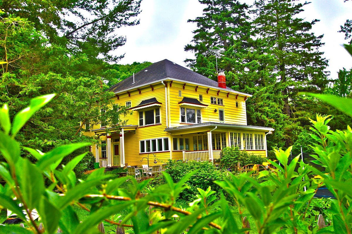 The Big Yellow Farmhouse Invironment Medium