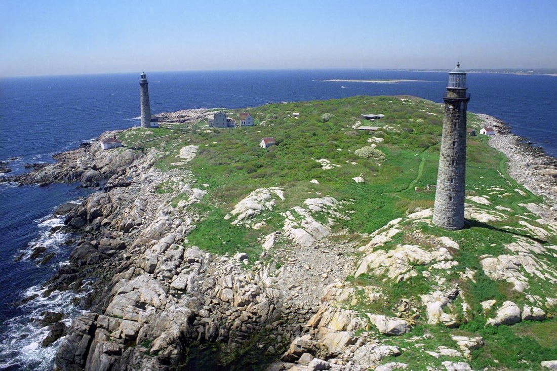 Northeast Lighthouses - Medium