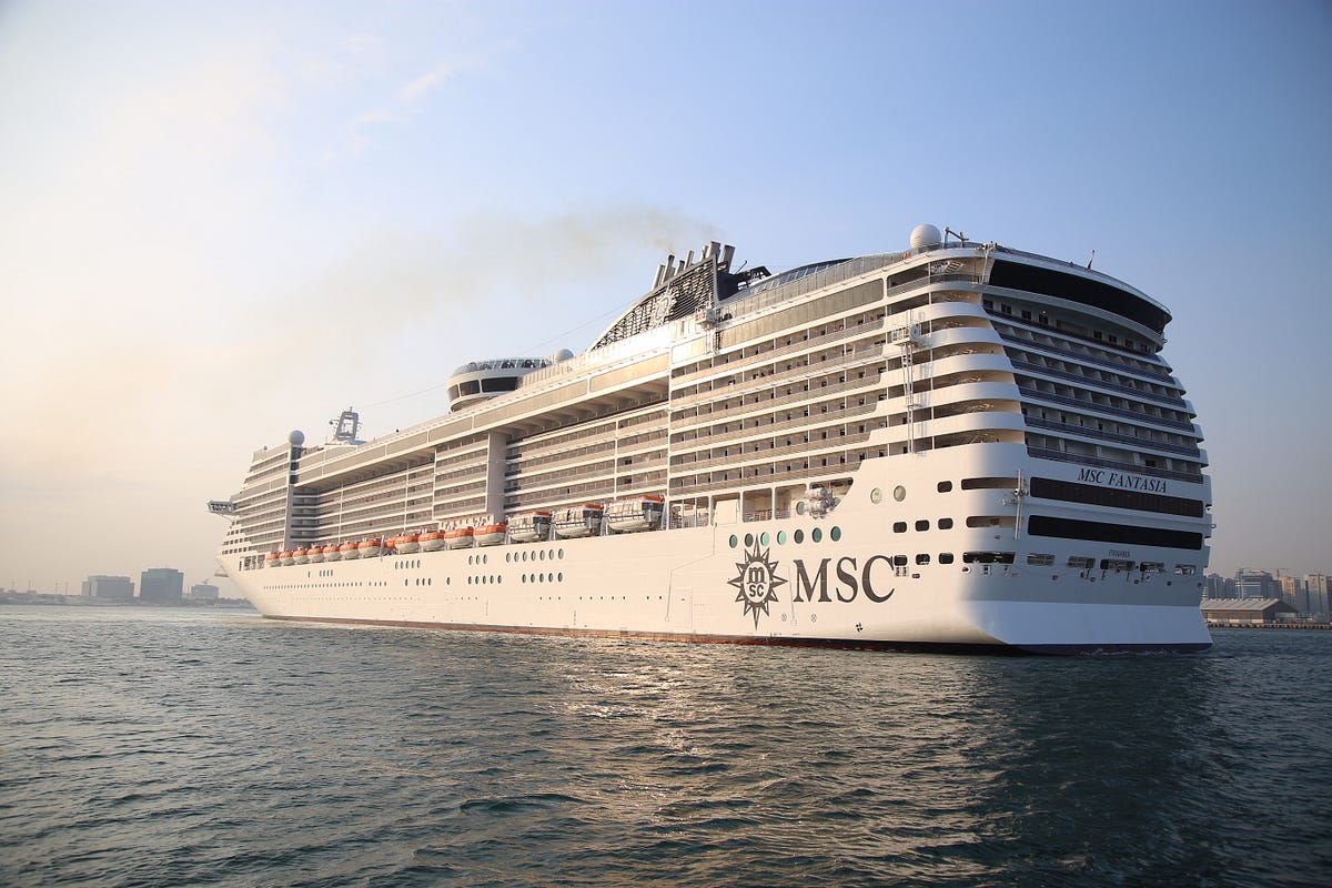 Qatar to welcome two cruise ships at the same time today