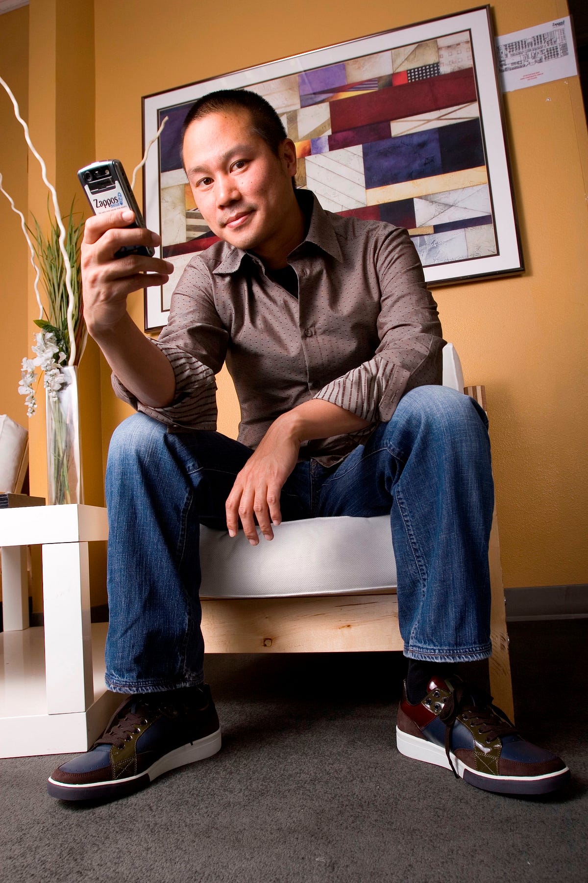 The Email Technique Zappos CEO Tony Hsieh Lives By