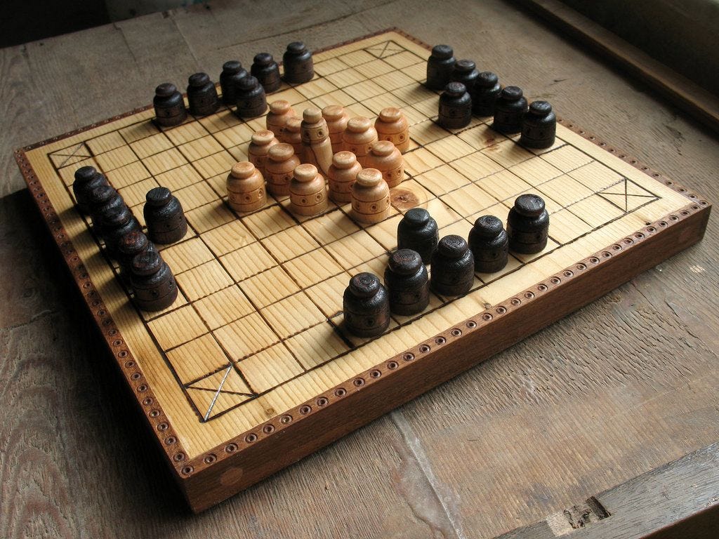 hnefatafl table king games ancient chess vikings play strategy pieces wood tabletop deviantart medium favored kings playing hunt gaming