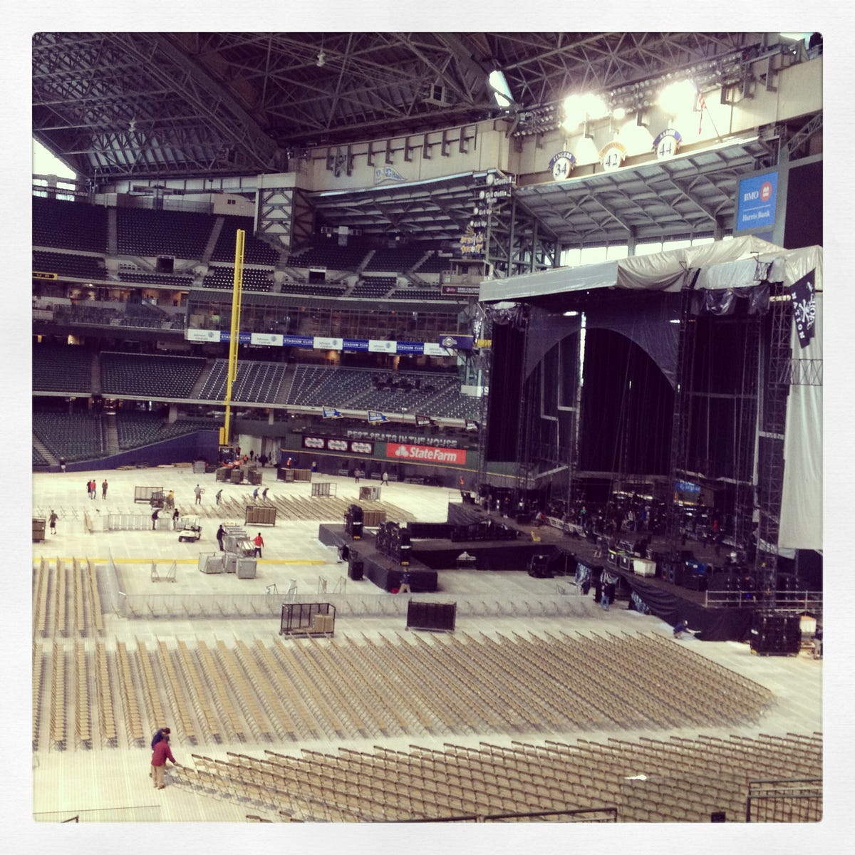 Miller Park Preparing for Kenny Chesney’s ‘No Shoes Nation’ Tour