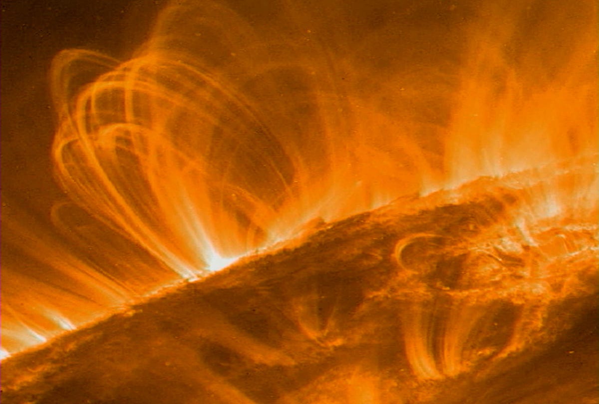 Throwback Thursday What is the Sun made of? Starts With A Bang! Medium