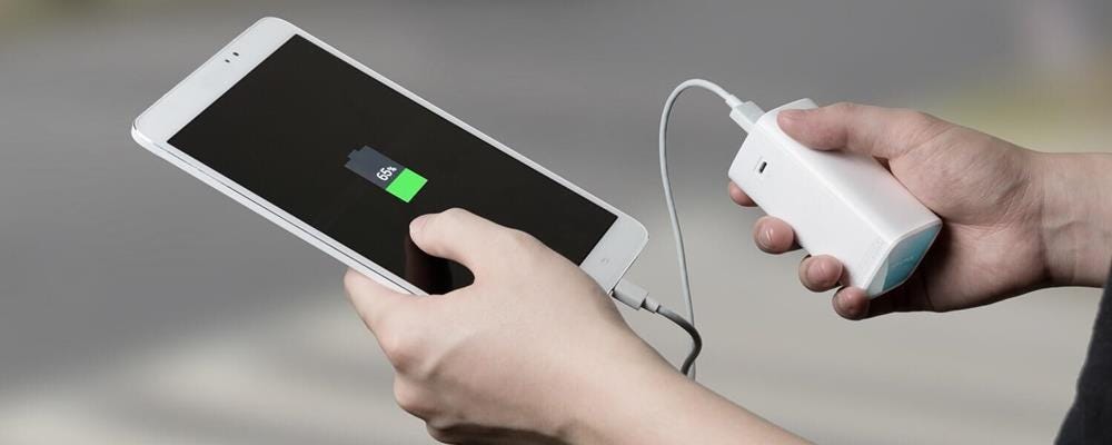 5 Power Bank Murah di Bawah 80 Ribu, Dijamin Awet dan Fungsional! 5 Power Bank Murah di Bawah 80 Ribu, Dijamin Awet dan Fungsional!