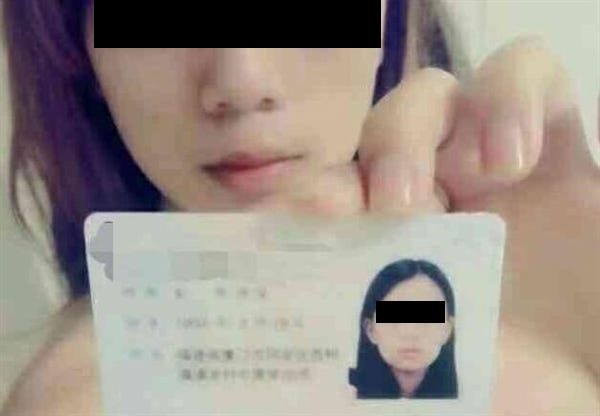 Chinese Girls Using Naked Selfies To Score College Loans + 5 Other Stories From Around The World 