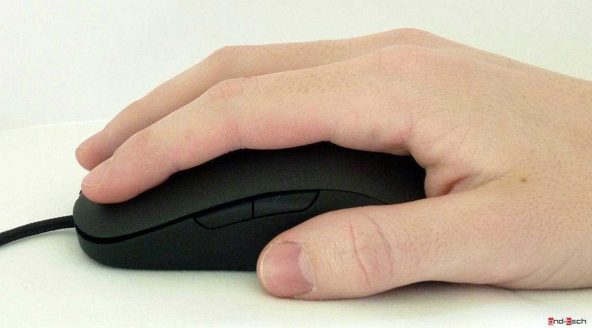 HOW A MOUSE GRIP DETERMINES WHICH MOUSE YOU SHOULD BUY.