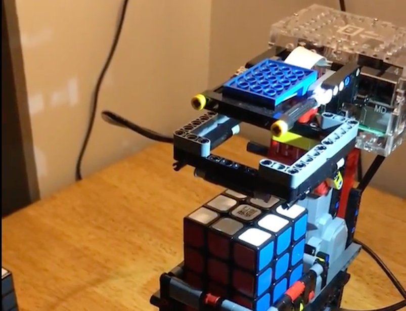 Rubik Cube Solving Robot - YouTube