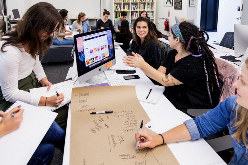 10 Reasons to Change Careers in 2018 and Be Happier Doing Something You Love