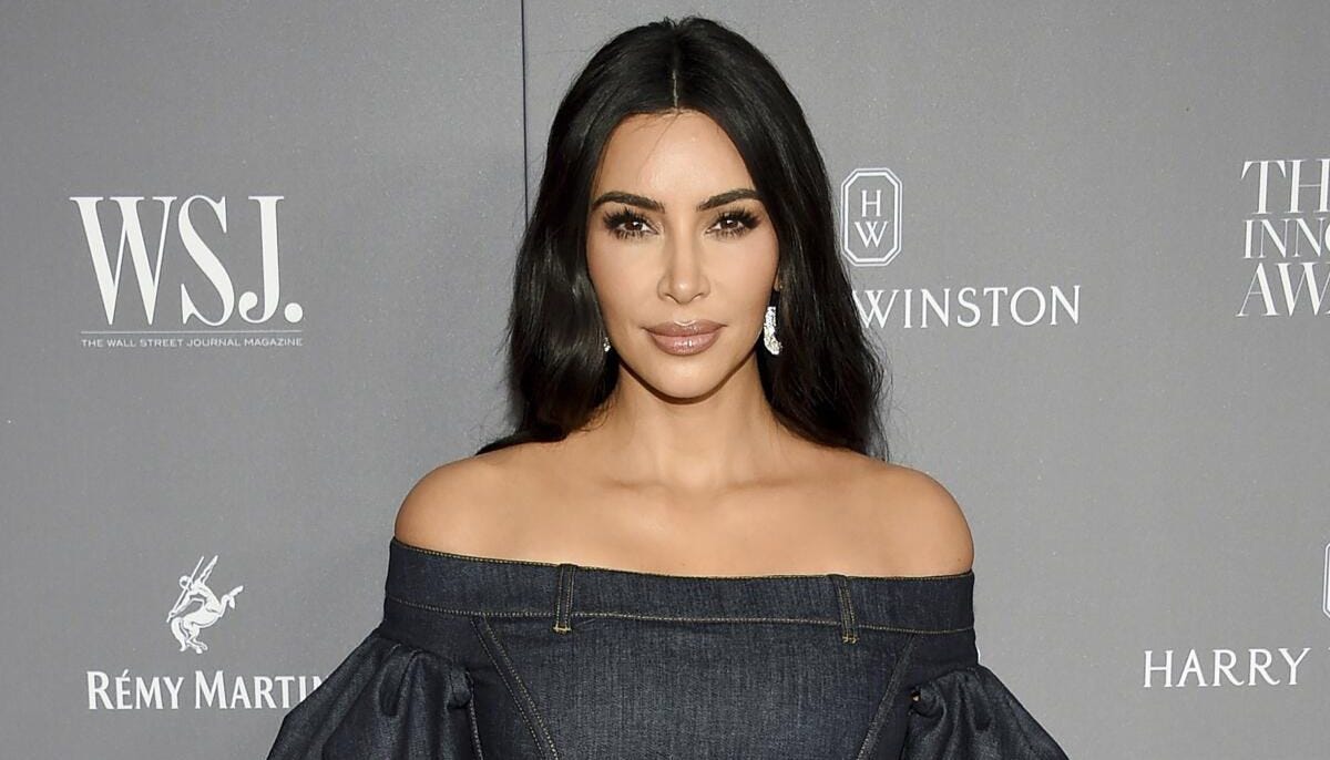 NASA’s Apollo moon landing was fake- shocking ‘new evidence’ NASA’s Apollo moon landing was fake- shocking ‘new evidence’