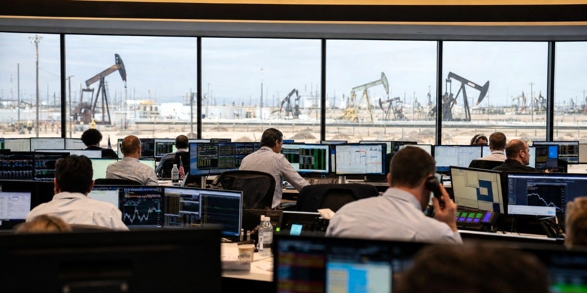 Profitti record per i trader di petrolio sulla guerra in Iran 2026