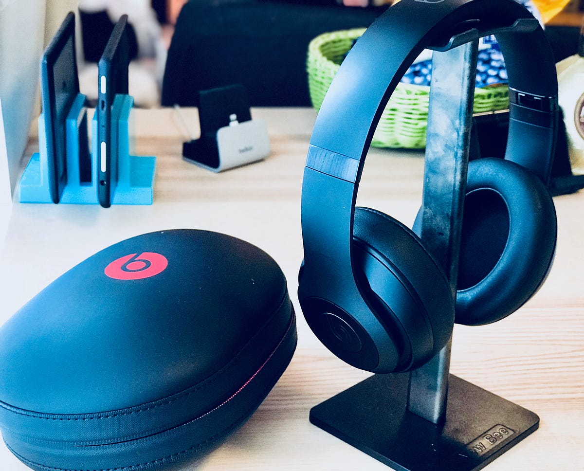 Beats by Dr Dre - BeatsStudio3 ヘッドフォンの+