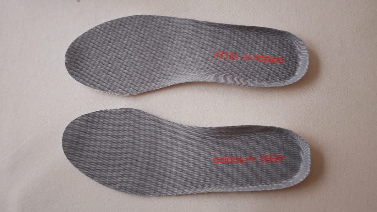 yeezy v2 insole