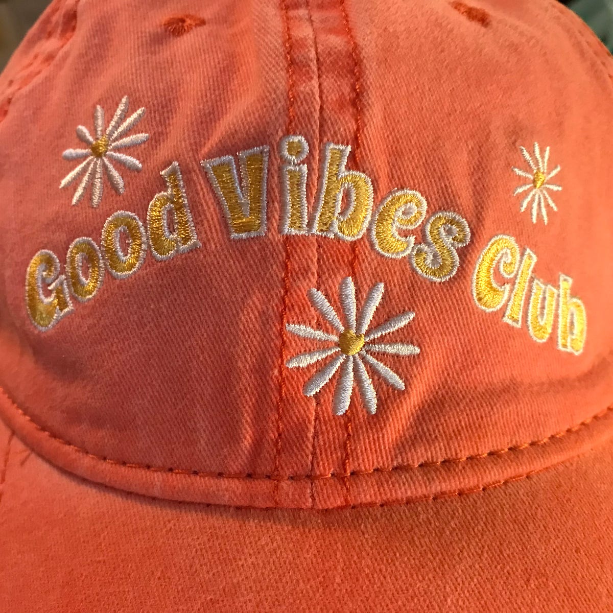 Good Vibes Club Medium Good Vibes Club Medium