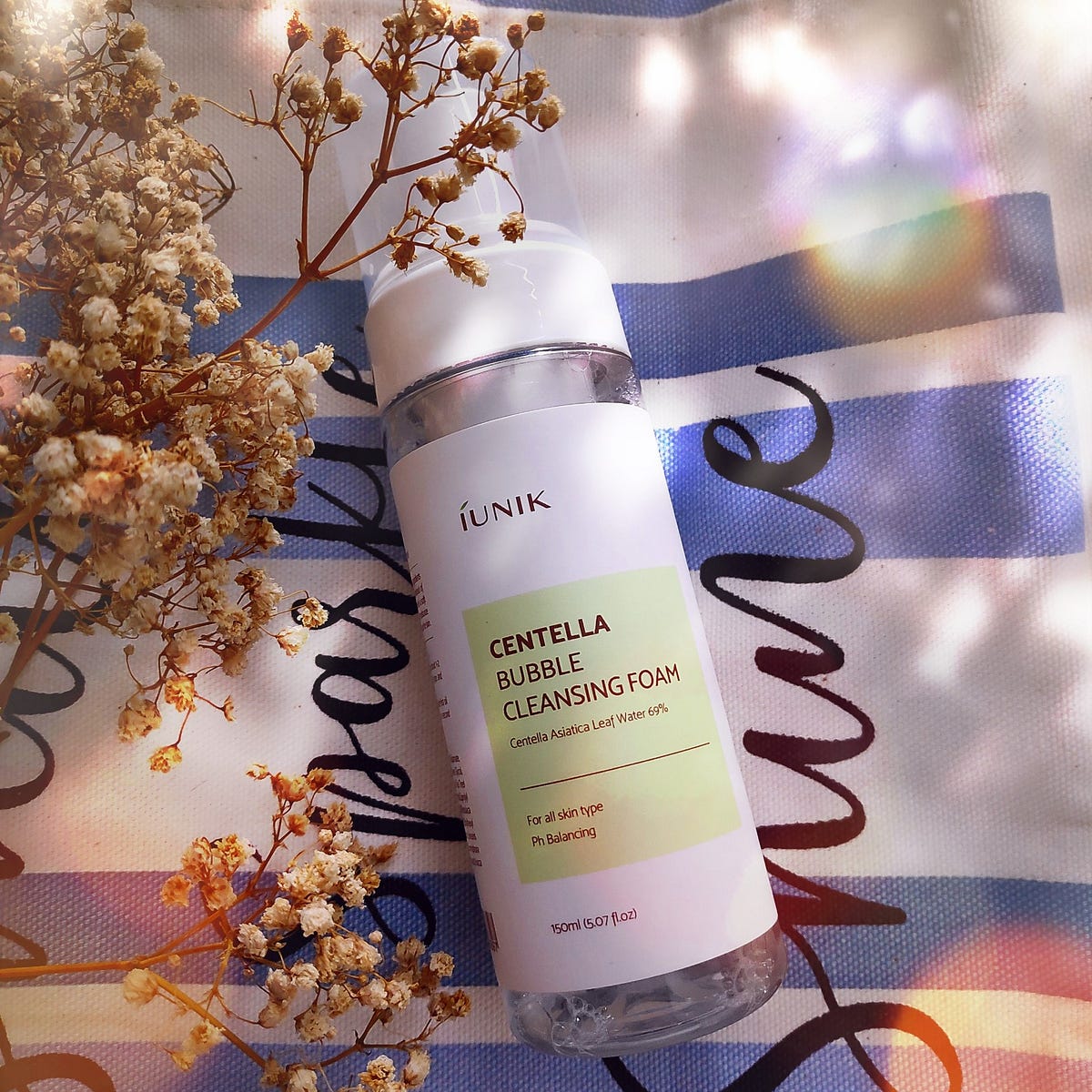 Review Sữa rửa mặt iUNIK Centella Bubble Cleansing Foam