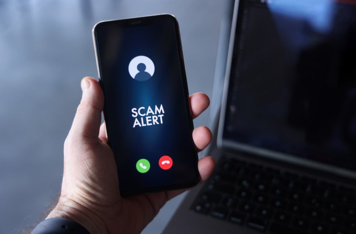 Valtegra-consulting.com’s FINMA-Defying Fraud: Zurich Teacher Lost CHF 95,000
