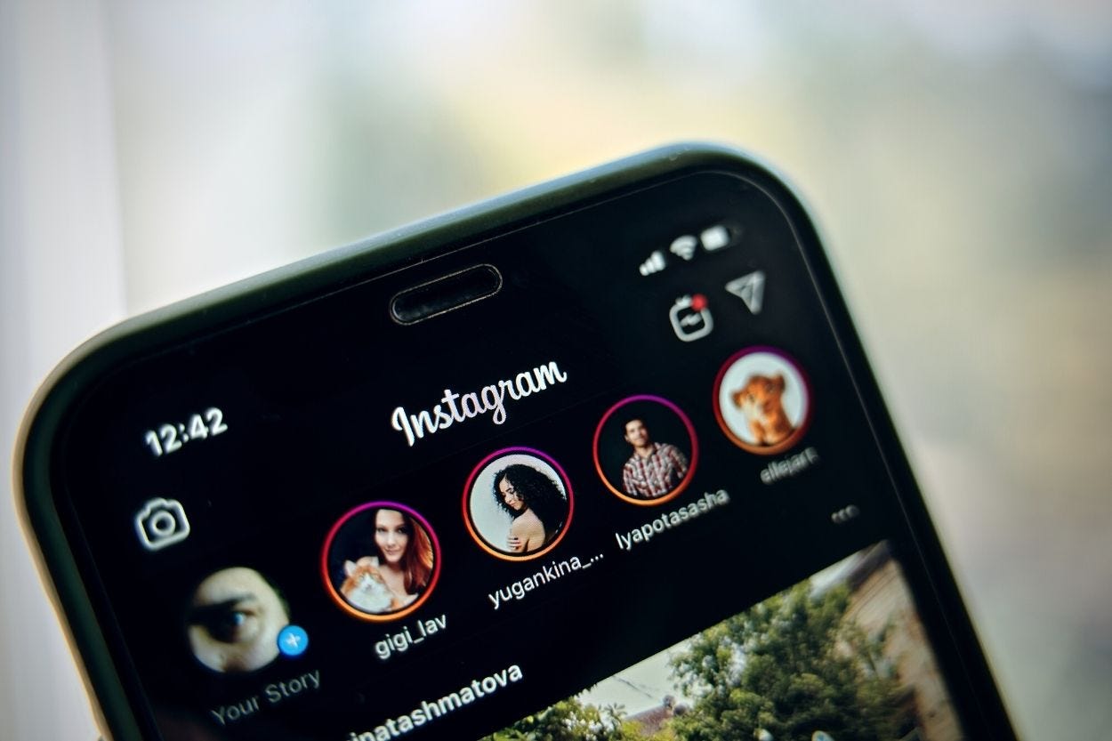 Instagram Tests Subscriptions For U.S. Creators