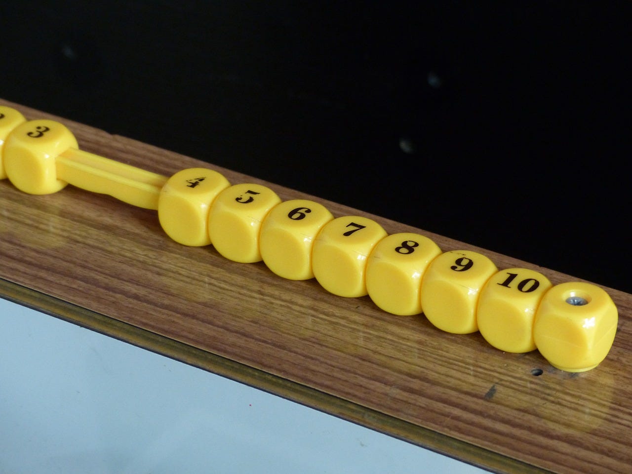How to Count Redis Keys Matching a Pattern Efficiently in Python