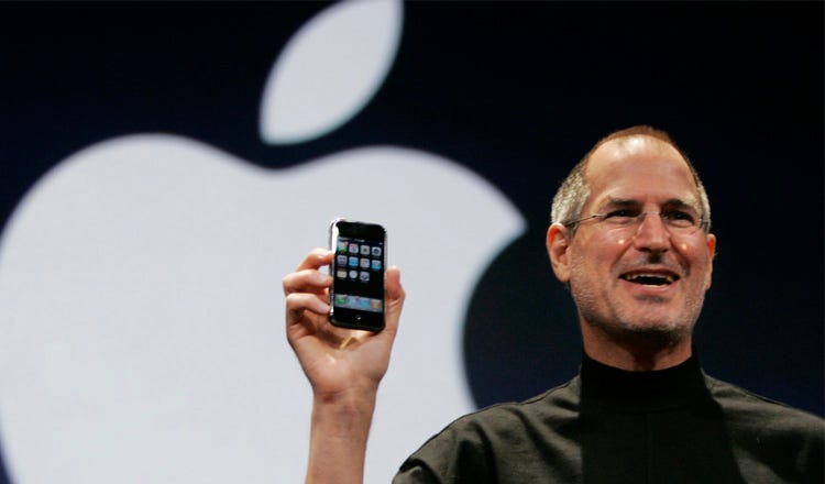 Steve Jobs Demoing the iPhone