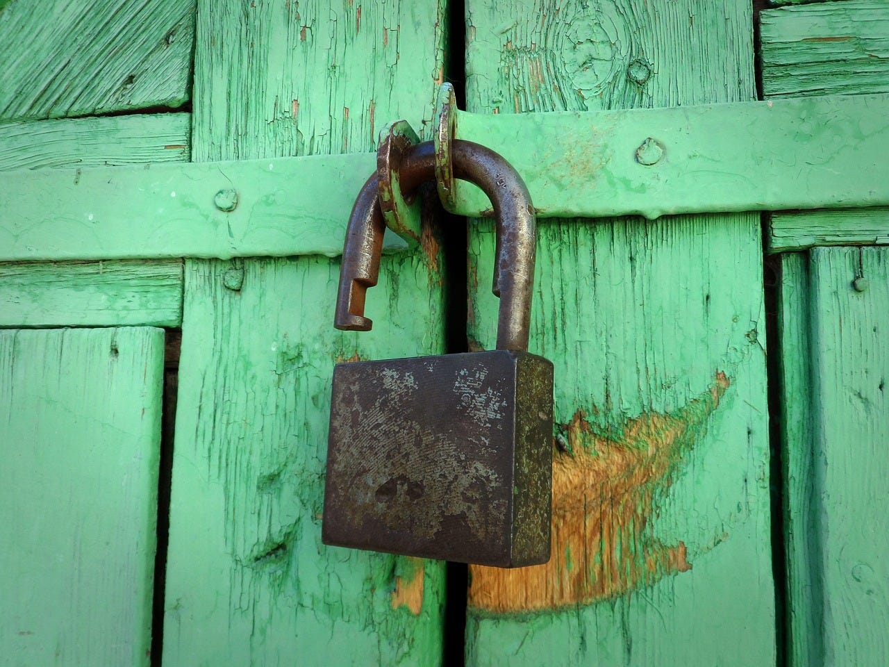 Understanding CWE-219: Storage of File with Sensitive Data Under Web Root