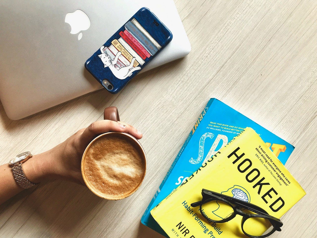 Before You Invest in the Stock Market, Try Reading These 8 Books