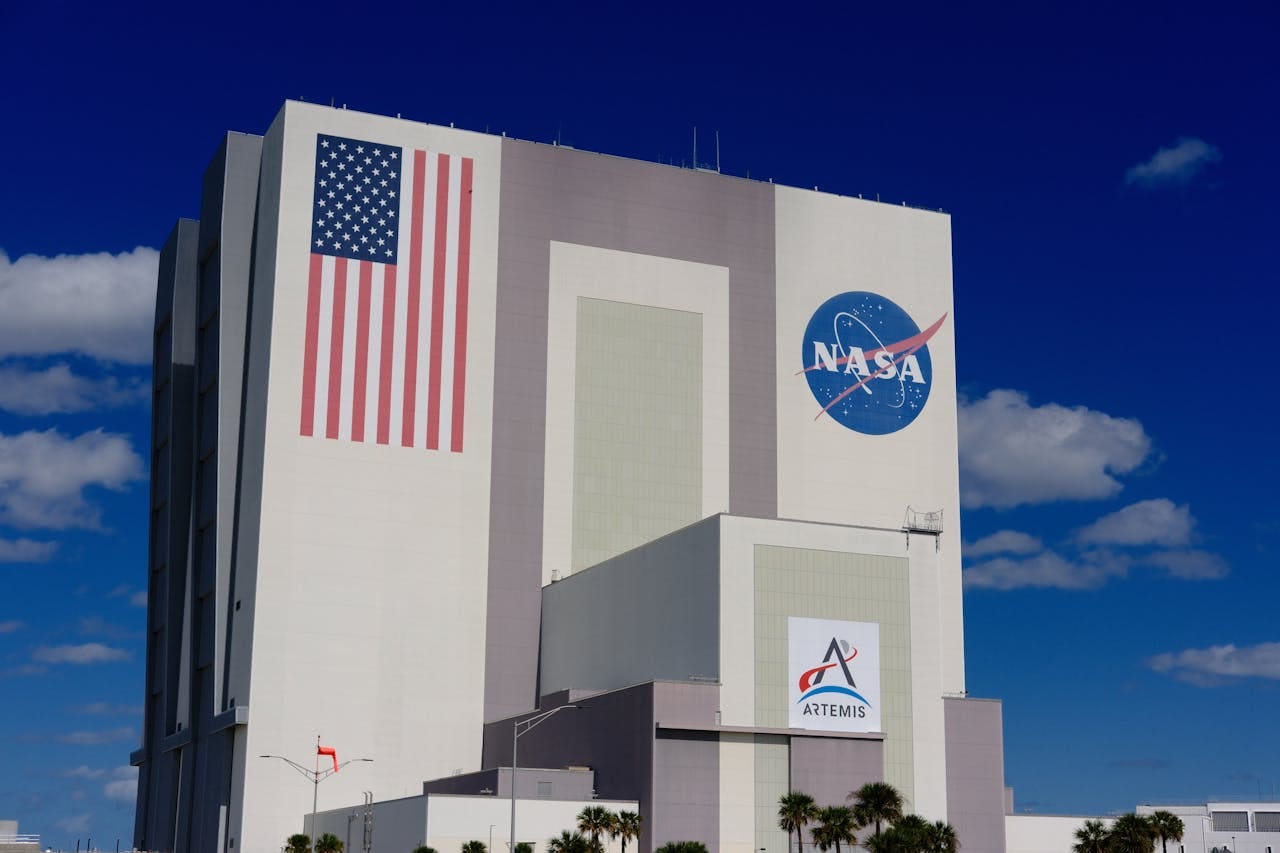 10 Surprising Unknown Facts from the Artemis II Space Mission