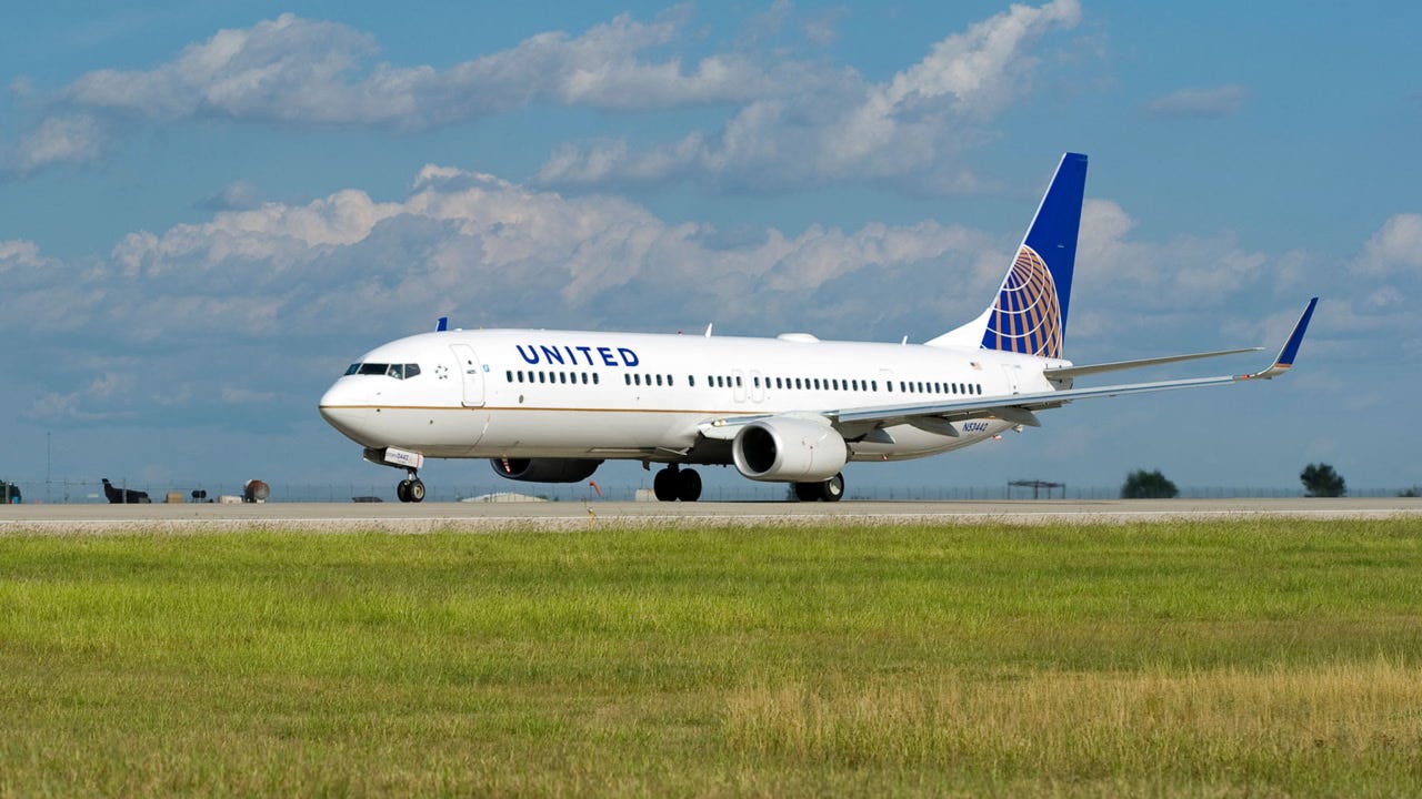 United Airlines AMS Terminal+1–888–839–0502