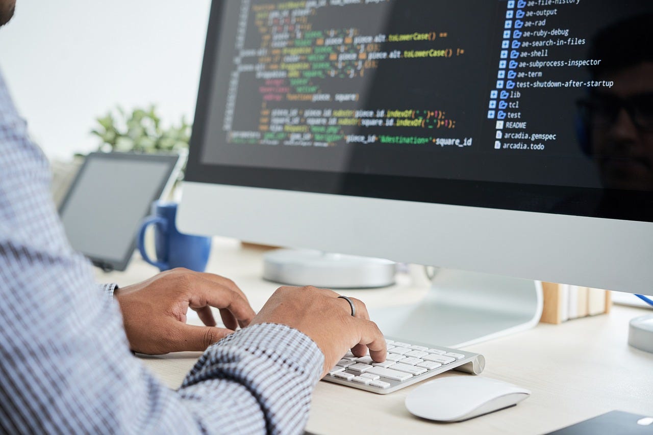 Exceptional software development: mastering the SOLID principle
