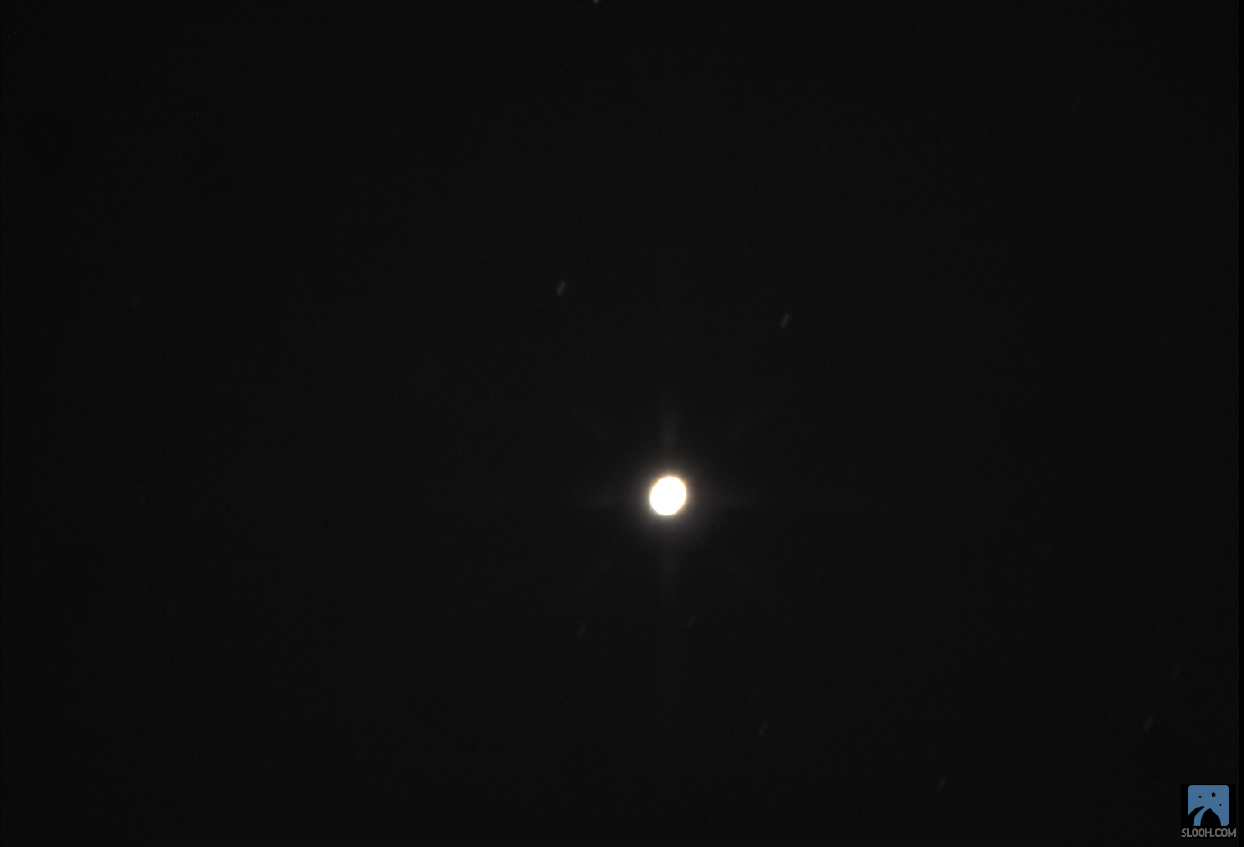 Whoops! There It Is — Tau Ceti’s Optical Spectrum
