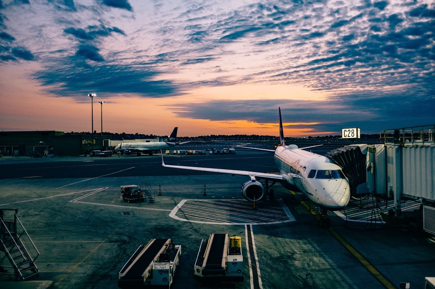 Middle East Airspace Crisis: How South African Shippers Should Reroute