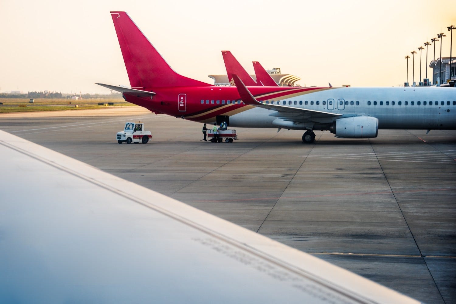 Qatar Airways vs Emirates: Comparison Between Elites Qatar Airways vs Emirates: Comparison Between Elites