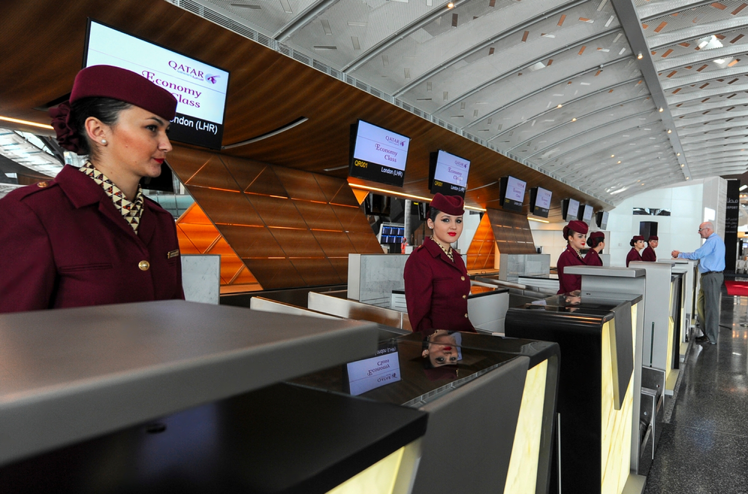 Airport Ground Staff Qualifications: What You Need to Start Your Caree