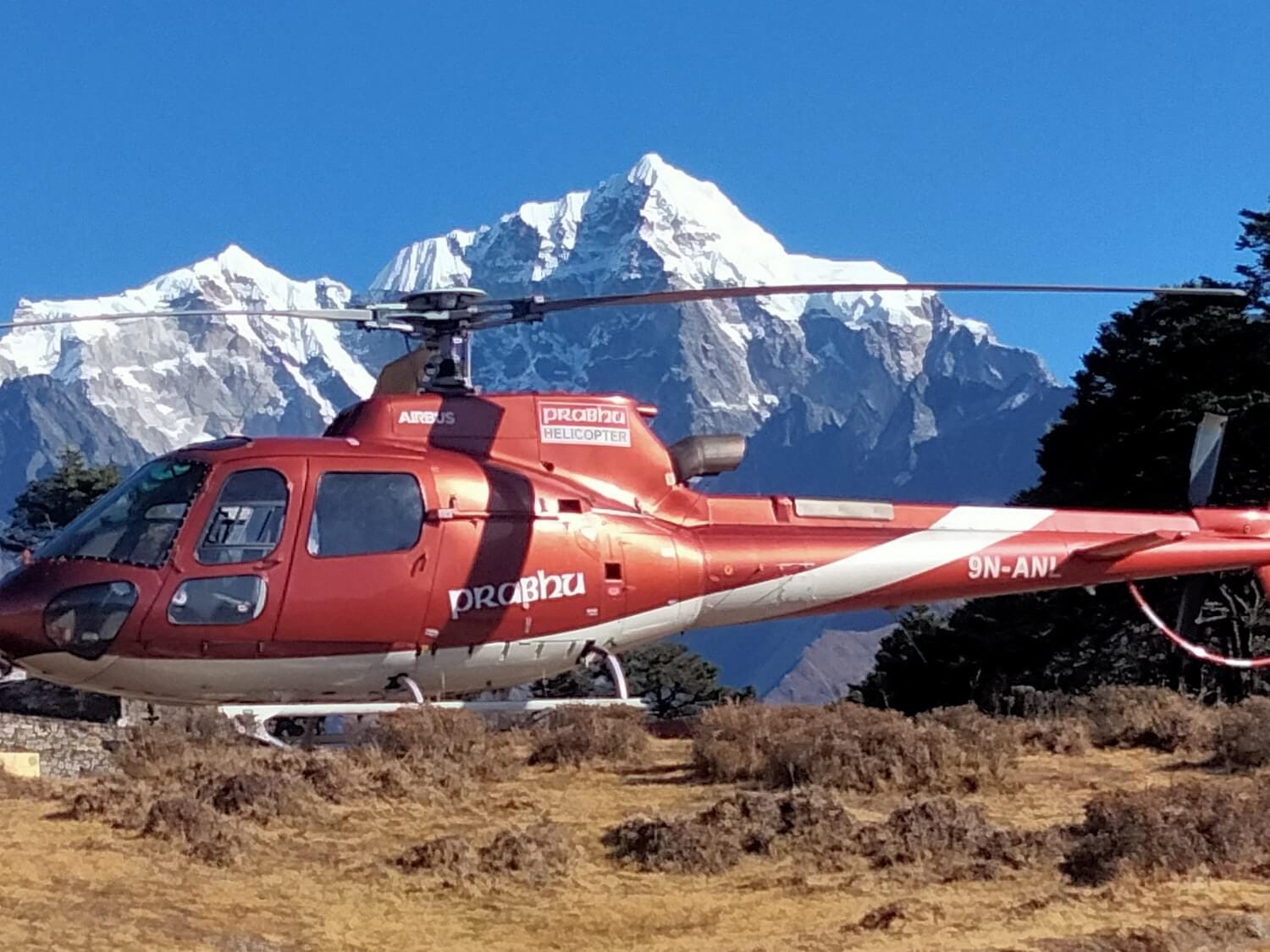 Essential Items for an Everest Base Camp Helicopter Tour: What to Carr