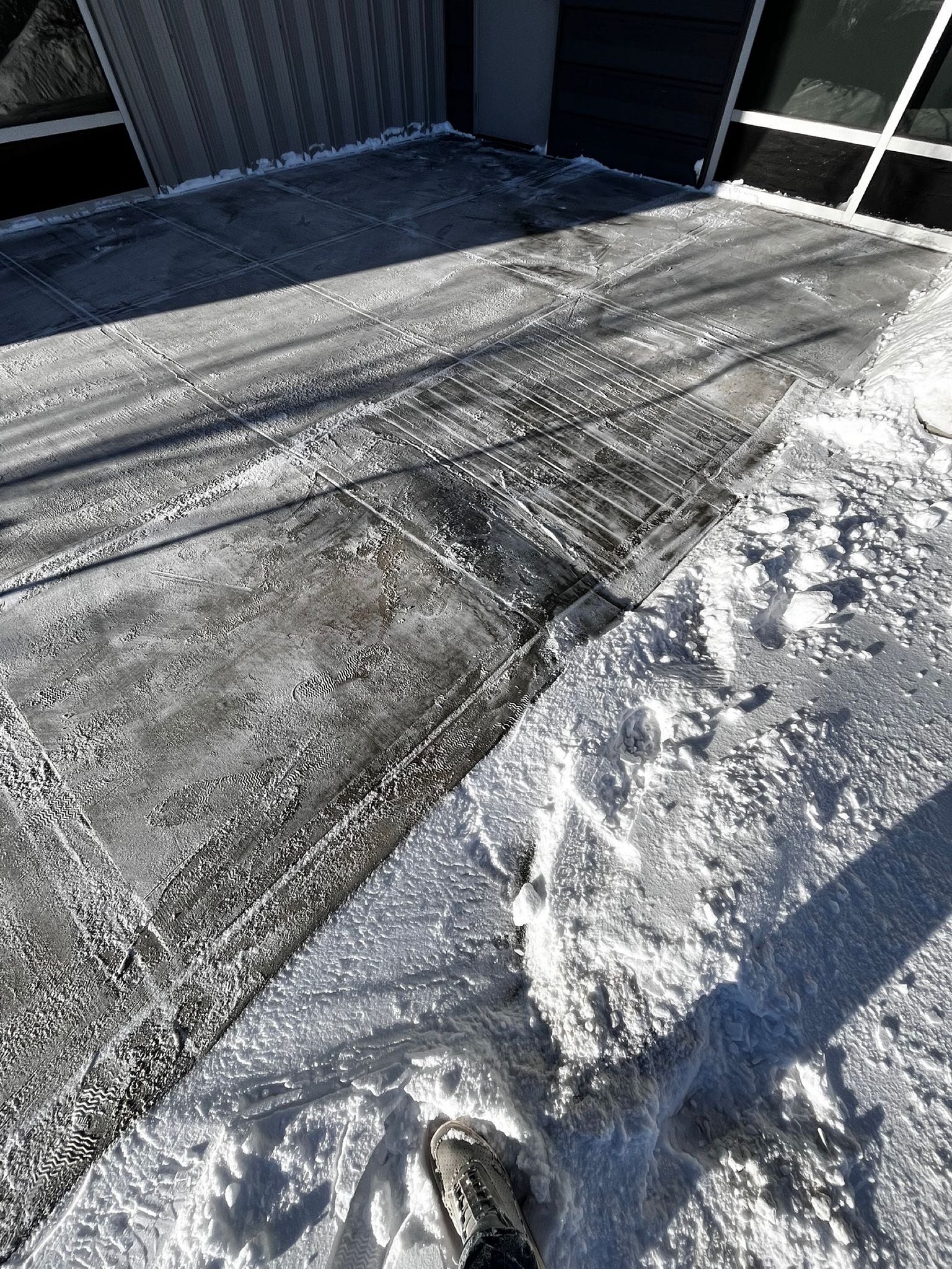 Commercial Snow Removal vs. In-House Snow Clearing: Which Is Better?